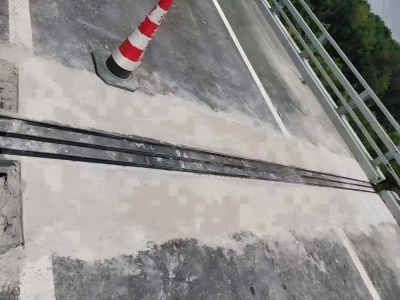 乌兰伸缩缝更换后浇筑材料快速结构修补料速砼的产品特点及施工流程​